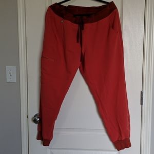 Figs Zamora size XL Petite in clay colour